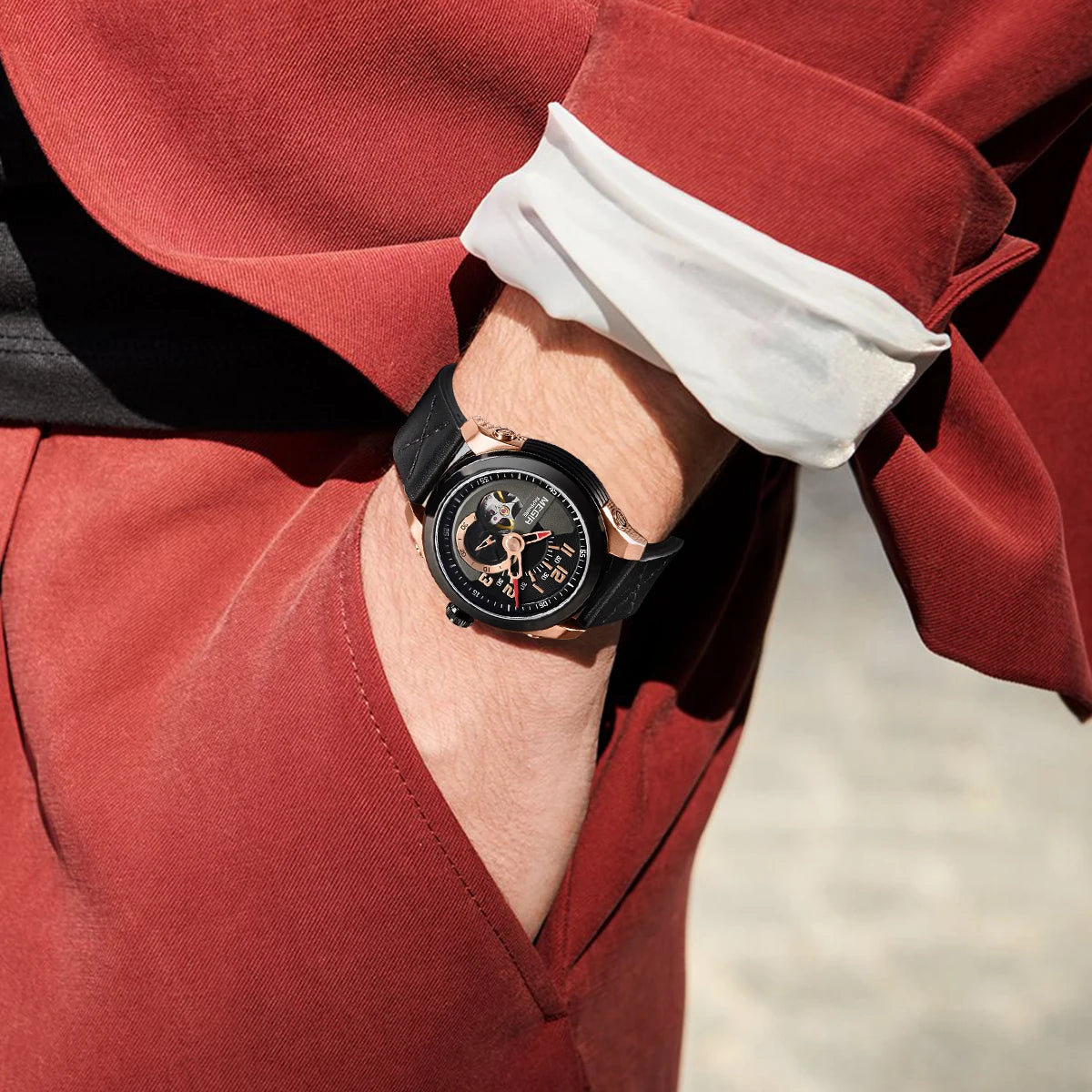 MEGIR 62050 Men Luxury Watches Sport Automatic Movement Mechanical Watch Leather Business Wristwatch Big Dial Relogio Masculino