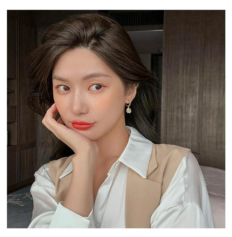 18K Gold Elegant Opal Stud Earrings