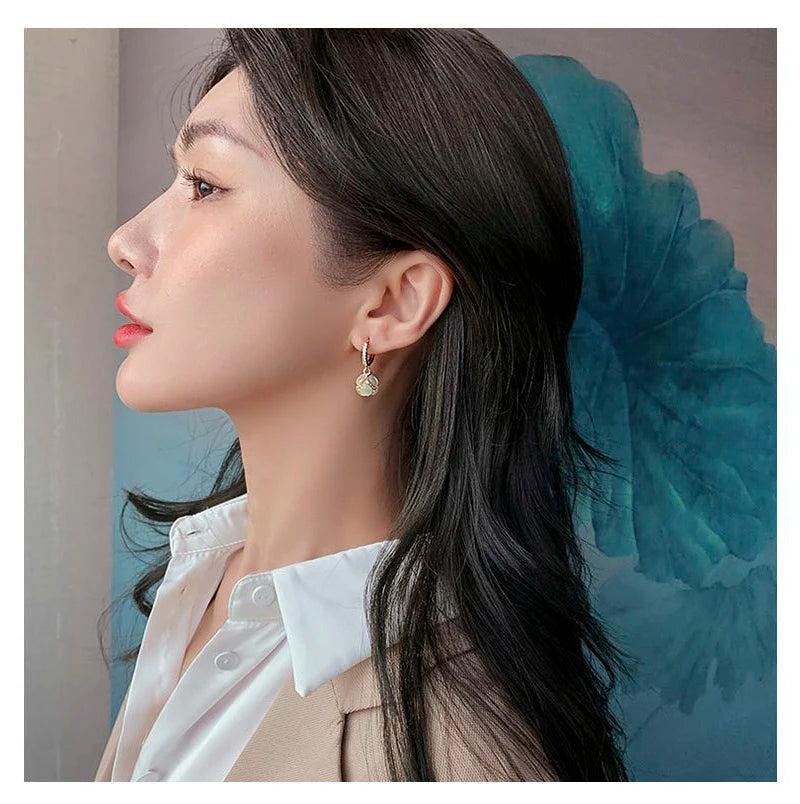 18K Gold Elegant Opal Stud Earrings