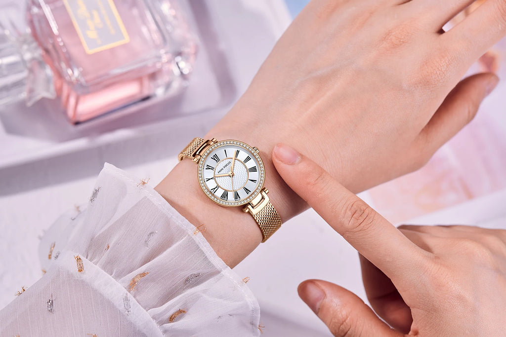 The Silver Classic - Timeless Mesh Luxury Watch