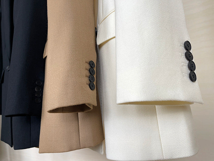 High-end Suit Jacket Women Autumn 100% Wool Horn Buckle White Small Suit 2024 Winter Black Double-Breasted Slim Commuter Classic