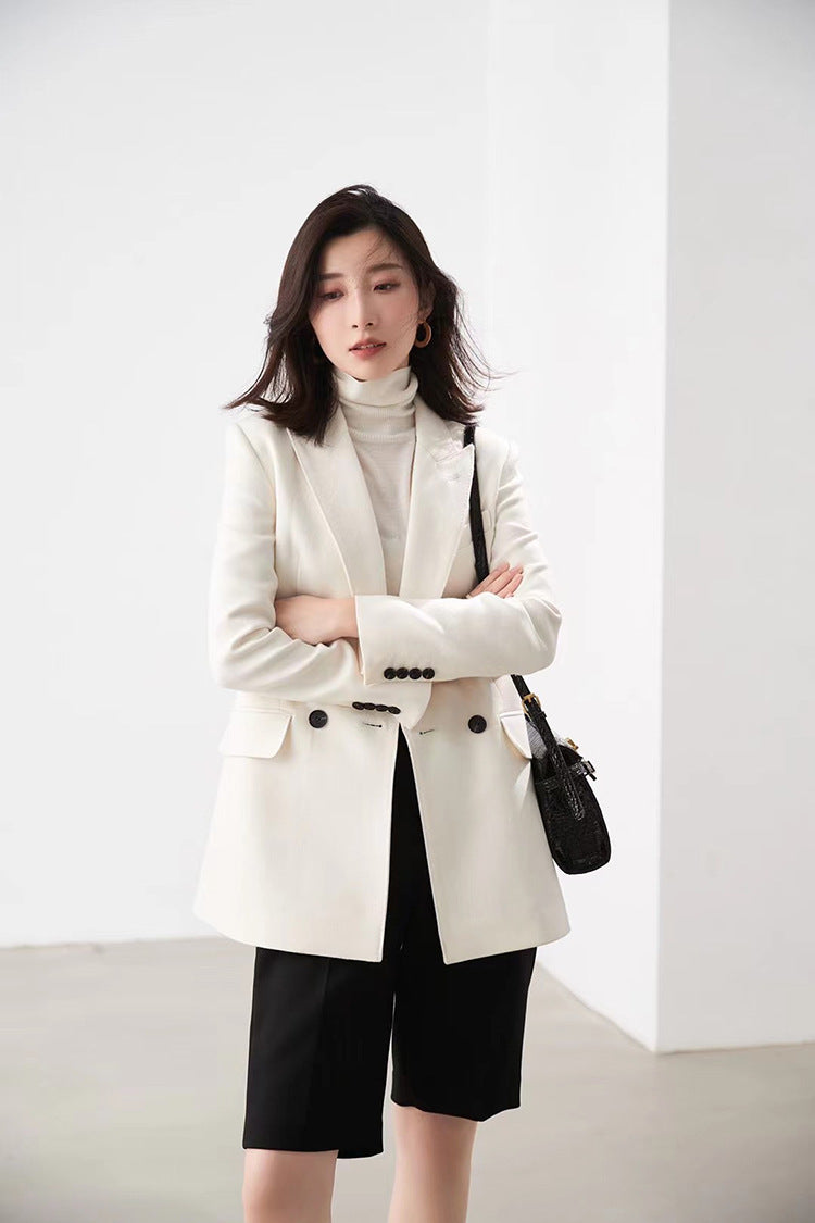 High-end Suit Jacket Women Autumn 100% Wool Horn Buckle White Small Suit 2024 Winter Black Double-Breasted Slim Commuter Classic