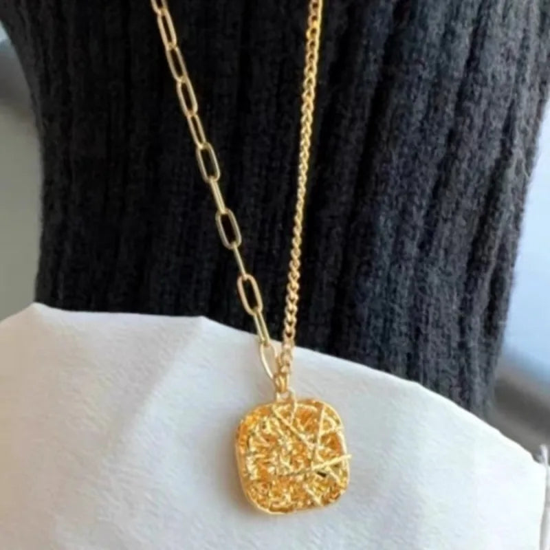 Eclat Royale Pendant