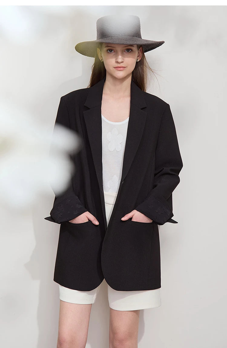 AMII Minimalist Women's Blazer Jacket Shorts 2025 Spring New Fashion Trun Down Collar Mid Length Jacket Basic Shorts 12541161