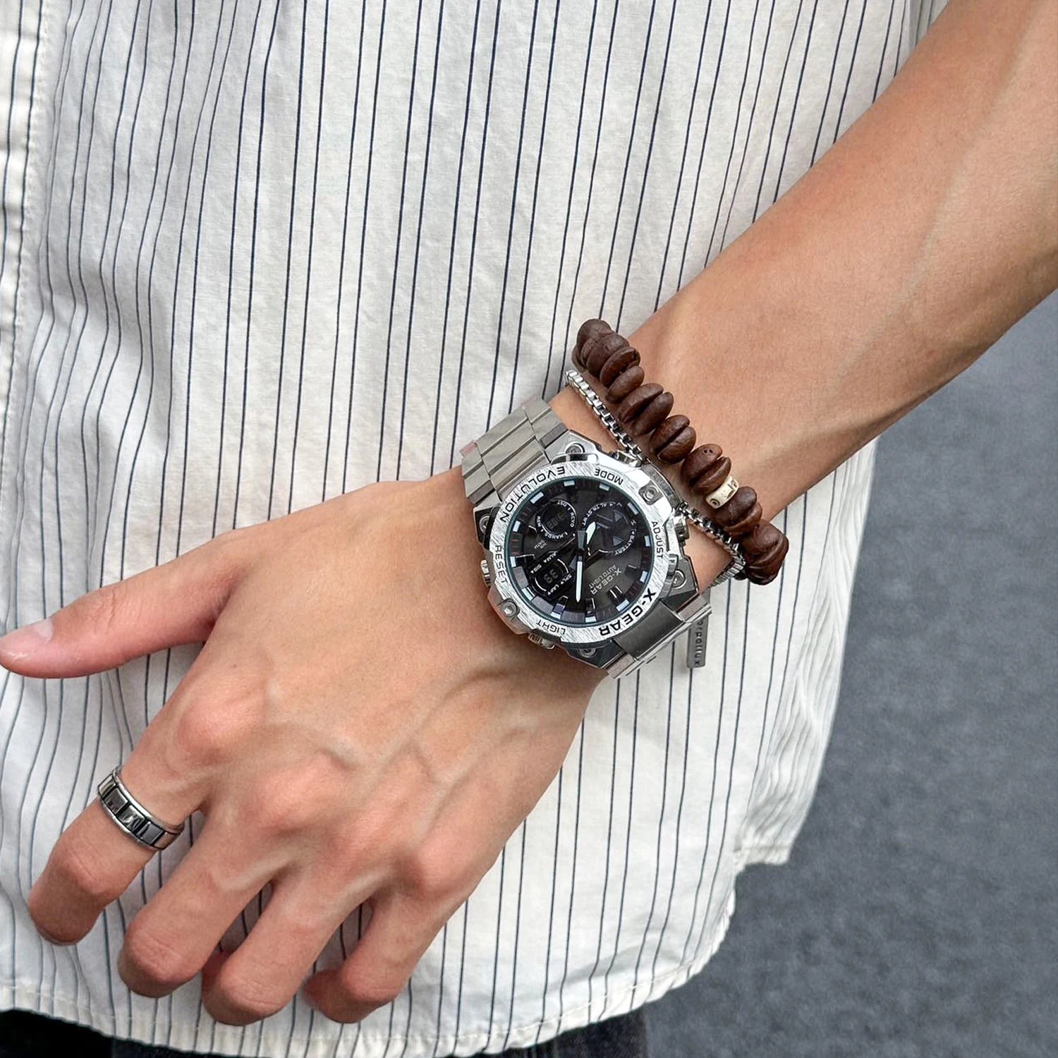 Men's Solar Energy Watch Endurance Light Kinetic Energy with Timer Alarm Clock Rotating Windmill Stainless Steel Watch Strap
