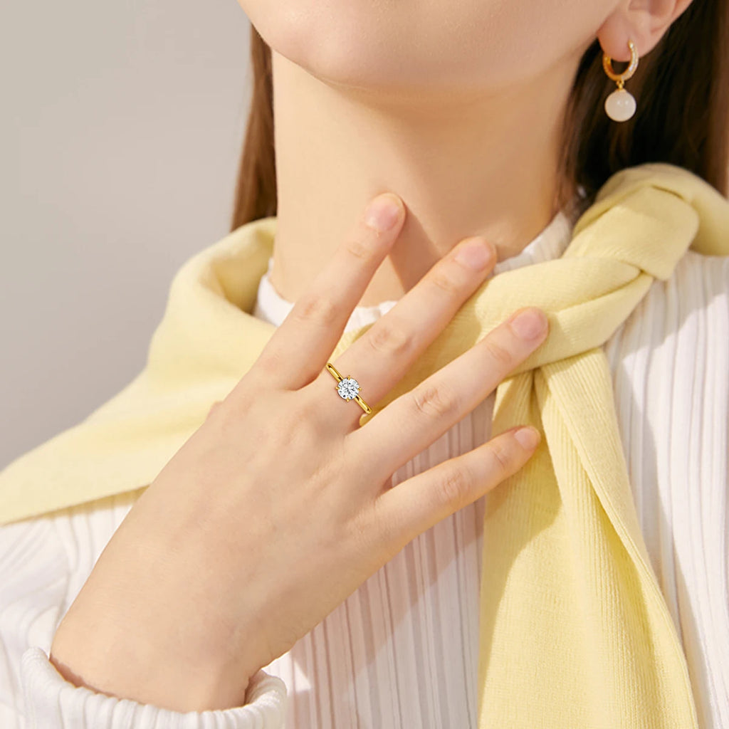 14K Gold Moissanite Women's Ring