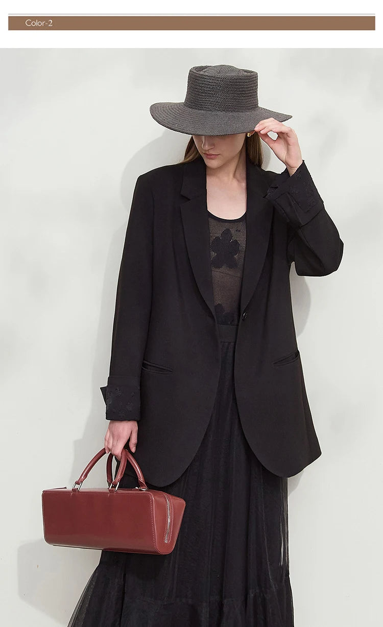 AMII Minimalist Women's Blazer Jacket Shorts 2025 Spring New Fashion Trun Down Collar Mid Length Jacket Basic Shorts 12541161