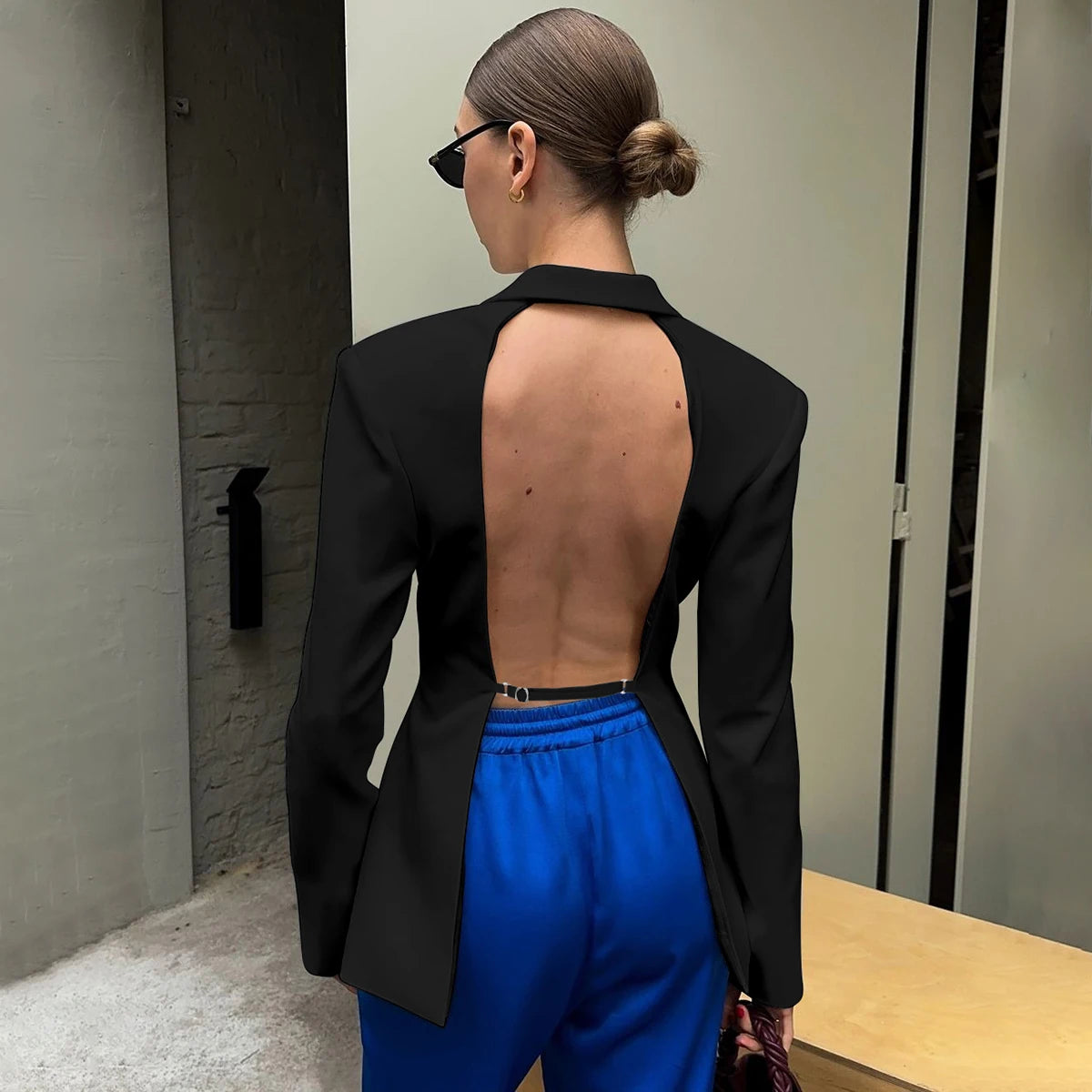 Hugcitar Solid Notched Collar Long Sleeve Button Backless Slip Sexy Oversize Suit Blazer Coat Female Fashion Top Party Vacation