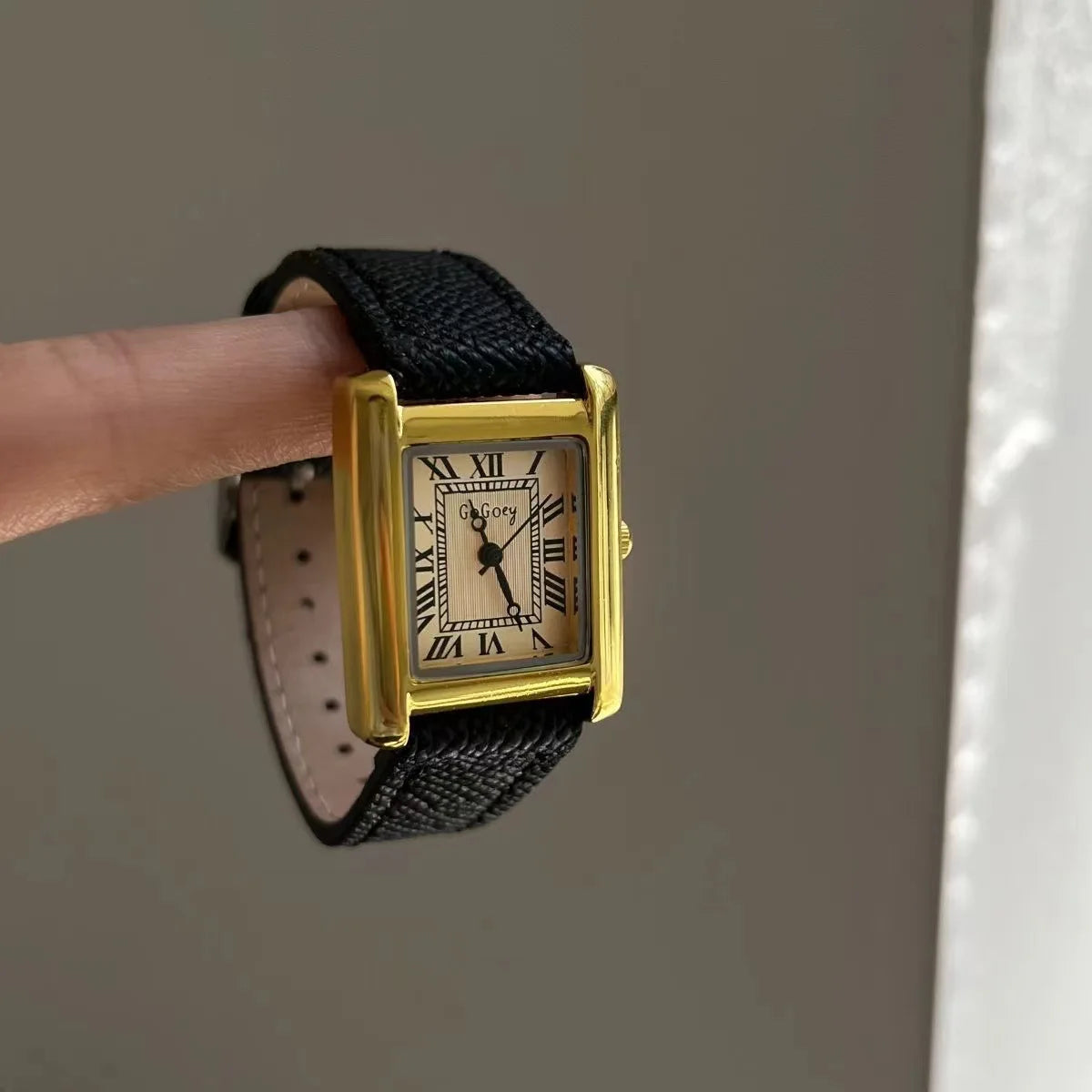 Fashion Watch for Women Red Leather Strap Ladies Dress Watch Square Dial Brand Quartz Wristwatches Dropshipping Luxury Clock