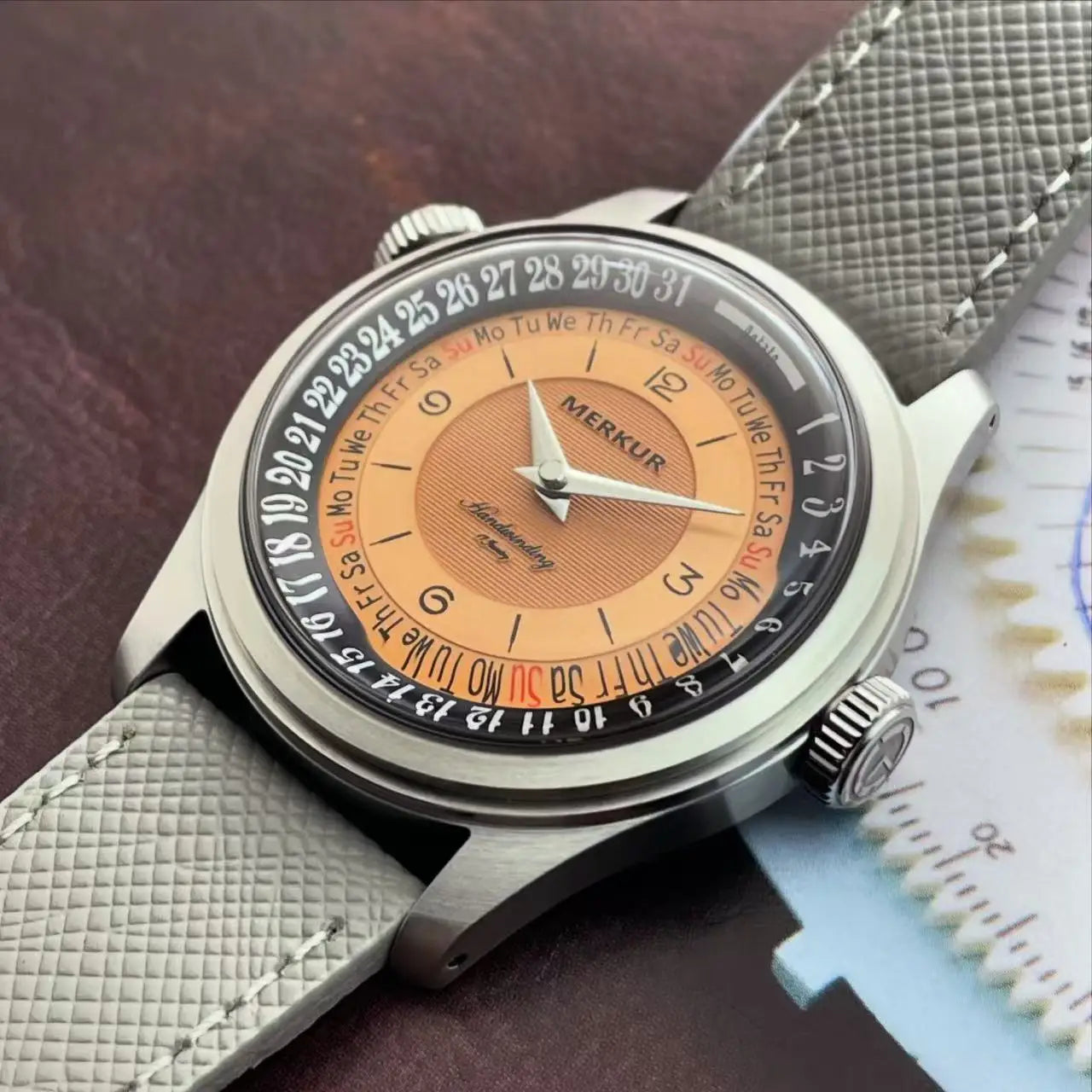 Merkur Dual Crown World Time Enamel Dial Watch Retro Manual Mechanical Watch Men Date Window Watch Vintage 38mm