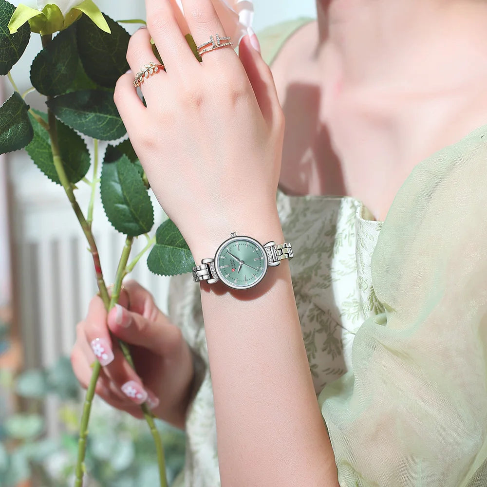 CURREN-Elegant Dress Watch for Women, Luxurious and Exquisite, 28mm Dial with Shinning Rhinestone, Quartz Wristwatch, New