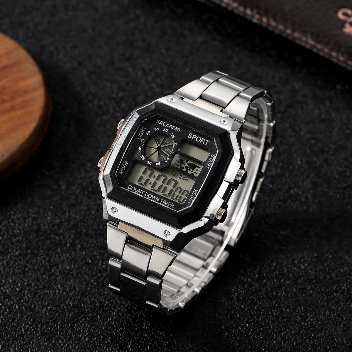 Fashion Sport Watch For Man Luxury Outdoor Stopwatch Led Light Digital Watches Electronic Movement Alarm Clock Men's Wristwatch